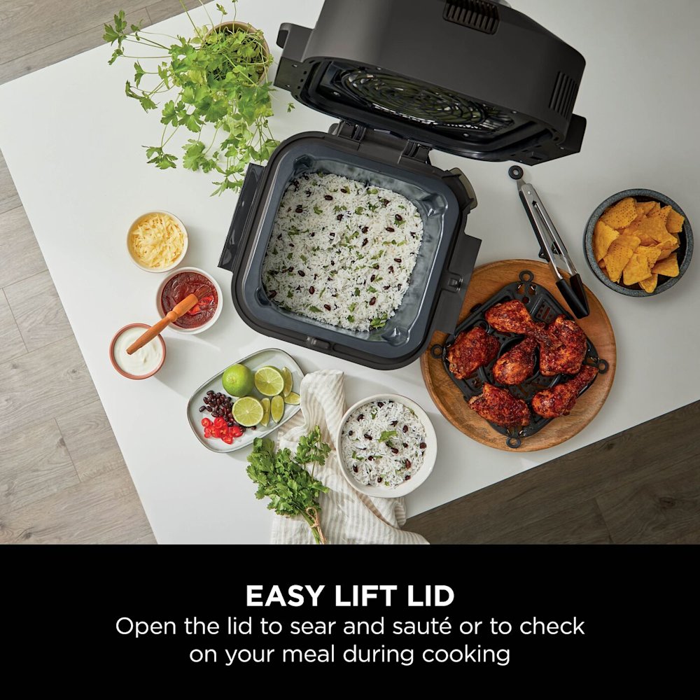 Ninja Speedi lift-up lid for searing and sautéing